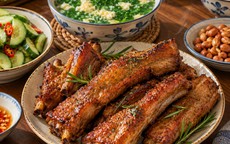 Đi chợ hết đúng 95k, lên mâm chồng cứ hỏi: “Nay đầu tư món đắt tiền thế?”