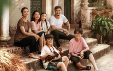 Duy Hưng và Huyền Lizzie tái ngộ trong phim nối sóng 'Mùa hè năm ấy'
