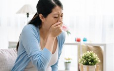 Mẹo giúp mẹ bầu giảm bớt khó chịu do ốm nghén trong 3 tháng đầu thai kỳ