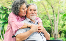 Bí quyết tuổi già hạnh phúc: Duy trì 3 điều này với con cái để bảo vệ tình thân