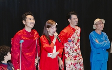 Quách Ngọc Ngoan quên Tết, Tuấn Trấn di chuyển bằng nạng đi quảng bá phim