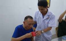 Nơi những người thầy thuốc tiếp tục một 'cuộc chiến' (kỳ 2): Người thầy thuốc của những người lính già