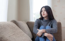 Sững sờ khi biết bạn trai từng sống như vợ chồng với người yêu cũ suốt 5 năm