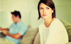 3 điều khiến phụ nữ 'chết tâm': Cái giá đắt cho những người chồng thích tranh giành hơn thua với vợ