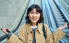 Thói quen 'unfriend' bốc đồng của người EQ thấp