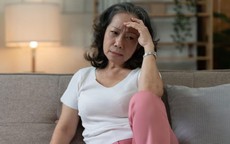 Ly hôn tuổi xế chiều: Tôi không còn chọn chịu đựng để giữ gia đình