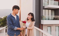 Bình thường lý trí bao nhiêu, yêu vào dại khờ bấy nhiêu: 4 cung hoàng đạo dễ yêu mù quáng