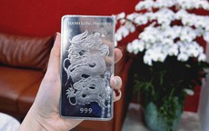 Giá bạc hôm nay (6/2): Rơi về vùng 72 triệu đồng/kg, thị trường trong nước bất ngờ hồi phục mạnh