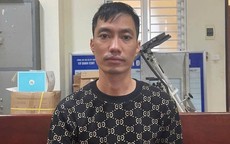 Dùng kéo đâm bố vì không cho mượn giấy chứng nhận quyền sử dụng đất đi cầm cố