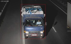 Hà Nội: Camera AI trích xuất danh sách 54 trường hợp vượt đèn đỏ từ 6/2 - 7/2