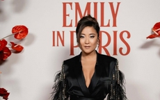 Khối tài sản của nữ diễn viên đa tài trong "Emily in Paris"