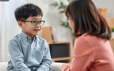 Tử tế không đúng lúc có thể khiến con trả giá đắt: 4 tình huống con không cần 'nhịn'