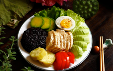 Suy thận ăn gì? Gợi  ý thực đơn 7 ngày dành cho người bệnh giúp kiểm soát tiến triển bệnh, giảm biến chứng