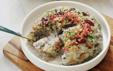 Khoai môn nghiền nhuyễn rồi hấp cùng xôi: Món ăn cực ngon miệng ai thử một lần cũng thích mê