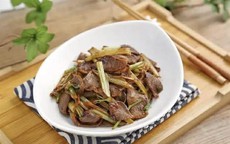 Phần "ngon nhất" của con bò không phải thịt thăn hay sườn: Nếu bạn bắt gặp, đừng hỏi han gì, cứ mua về xào cần tây, cực ngon!