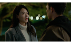 Con gái Thượng tướng chia tay bạn trai trong nước mắt