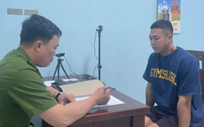 Khởi tố, bắt tạm giam người đàn ông hành hung nữ shipper ở TP.HCM