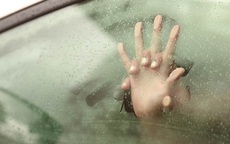 Tận mắt thấy 'cảnh nóng' của người vợ ngoại tình trong xe ô tô, chồng làm điều dại dột rồi ân hận