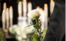 Sau khi đi đám tang về nhà nên làm gì để xua hết âm khí