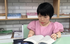 Nữ giám đốc cao 86cm và hành trình 'viết lại mười lần mỗi nét chữ'