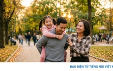 Đi qua bão giông, tôi tìm thấy người cha thực sự cho con mình