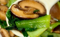 Nấm hương và rau cải thìa: 4 lưu ý nhất định phải biết để sự kết hợp hoàn hảo làm nên món rau xào cực đưa cơm