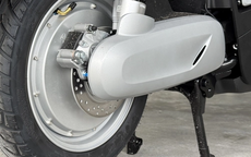 Xe máy điện giá 27,5 triệu ở Việt Nam trang bị công nghệ ô tô, đi 181km/lần sạc, rẻ hơn Vision, chỉ như xe số Wave Alpha