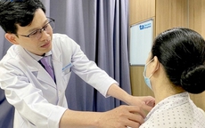 Người phụ nữ 69 bị ung thư tuyến giáp di căn thừa nhận mắc sai lầm này suốt 2 năm