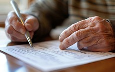 Chỉ một bản di chúc của bố, tình nghĩa anh em hơn 40 năm tan vỡ