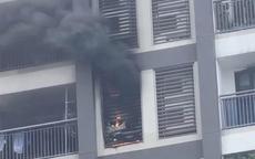 Cháy căn hộ tầng 10 tại chung cư cao 45 tầng ở TPHCM