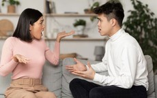 Bạn trai giấu tài sản khủng, cô gái hủy hôn sau 4 năm làm 2 công việc để nuôi anh ta theo đuổi ước mơ