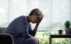 Mẹ di chúc toàn bộ tài sản cho con rể, 3 con trai phản đối dữ dội rồi im bặt khi nghe lý do