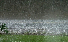 Những khu vực này thời tiết hôm nay có mưa to kèm dông lốc, mưa đá do ảnh hưởng của không khí lạnh