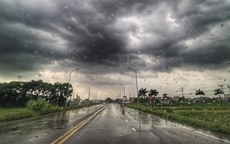 Bật mí nguyên nhân gây mưa dông kèm thời tiết cực đoan ở khu vực Bắc Bộ và Trung Bộ