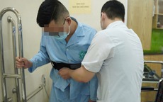 5 nhóm người dễ đột quỵ nhất khi nắng nóng và cảnh báo từ bác sĩ