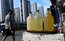 Bộ Công thương chính thức bãi bỏ cụm từ "dầu hỏa" tại khoản 2 Điều 1 của Thông tư 18 từ ngày mai 29/4