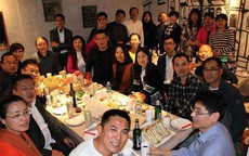 Họp lớp tưởng vui, ai ngờ tôi bị đuổi khỏi nhóm chỉ sau một đêm