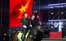 Mãn nhãn màn diễu binh của các lực lượng Công an, Quân đội tại concert Âm vang Tổ quốc