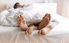 Lén lút ngoại tình với vợ hàng xóm, cụ ông 74 tuổi nhận cái kết đắng lòng