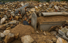 Lỗi phong thủy âm trạch cần tránh để bảo vệ tài vận và mộ phần