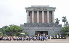 Hà Nội: Người dân, du khách vào Lăng viếng Chủ tịch Hồ Chí Minh nên gửi xe ở đâu?