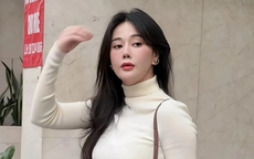 Phương Oanh bất ngờ xuất hiện, gây chú ý với diện mạo mới