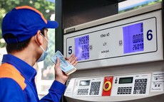 Chiều 9/4 giá xăng dầu tiếp tục giảm mạnh, dầu diesel hạ gần 10.000 đồng/lít