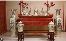 Sơ đồ bài trí bàn thờ gia tiên chuẩn phong thủy: Đặt đúng thì tài lộc tới, đặt sai dễ phạm đại kỵ.
