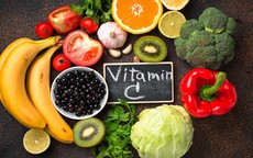 Bị đau mắt đỏ nên ăn gì?