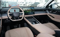 SUV 7 chỗ hybrid giá 463 triệu đồng mạnh 360 mã lực, công nghệ vượt tầm sánh ngang Ford Everest, rẻ chỉ ngang sedan Toyota Vios khuấy đảo thị trường