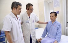 Người đàn ông phát hiện ung thư tuyến tiền liệt từ dấu hiệu nhiều nam giới Việt bỏ qua