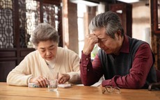 Nhiều người về già mới hiểu: Con cái lấy đi 3 điều này, gia đình khó còn êm ấm