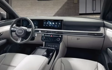 SUV cỡ C Hyundai Tucson L giá 659 triệu đồng, có công nghệ hỗ trợ lái, tiện nghi hiện đại 'so kè' với Mazda CX-5 và Honda CR-V