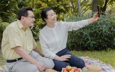 Mang 12 tỷ đồng về quê sống chậm, 3 năm sau vợ chồng phải quay lại thành phố làm thuê
